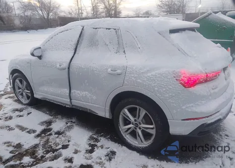 2022 Audi Q3 Premium 45 Tfsi S Line Quattro Tiptronic z USA, uszkodzony, nr VIN WA1DECF37N1005097